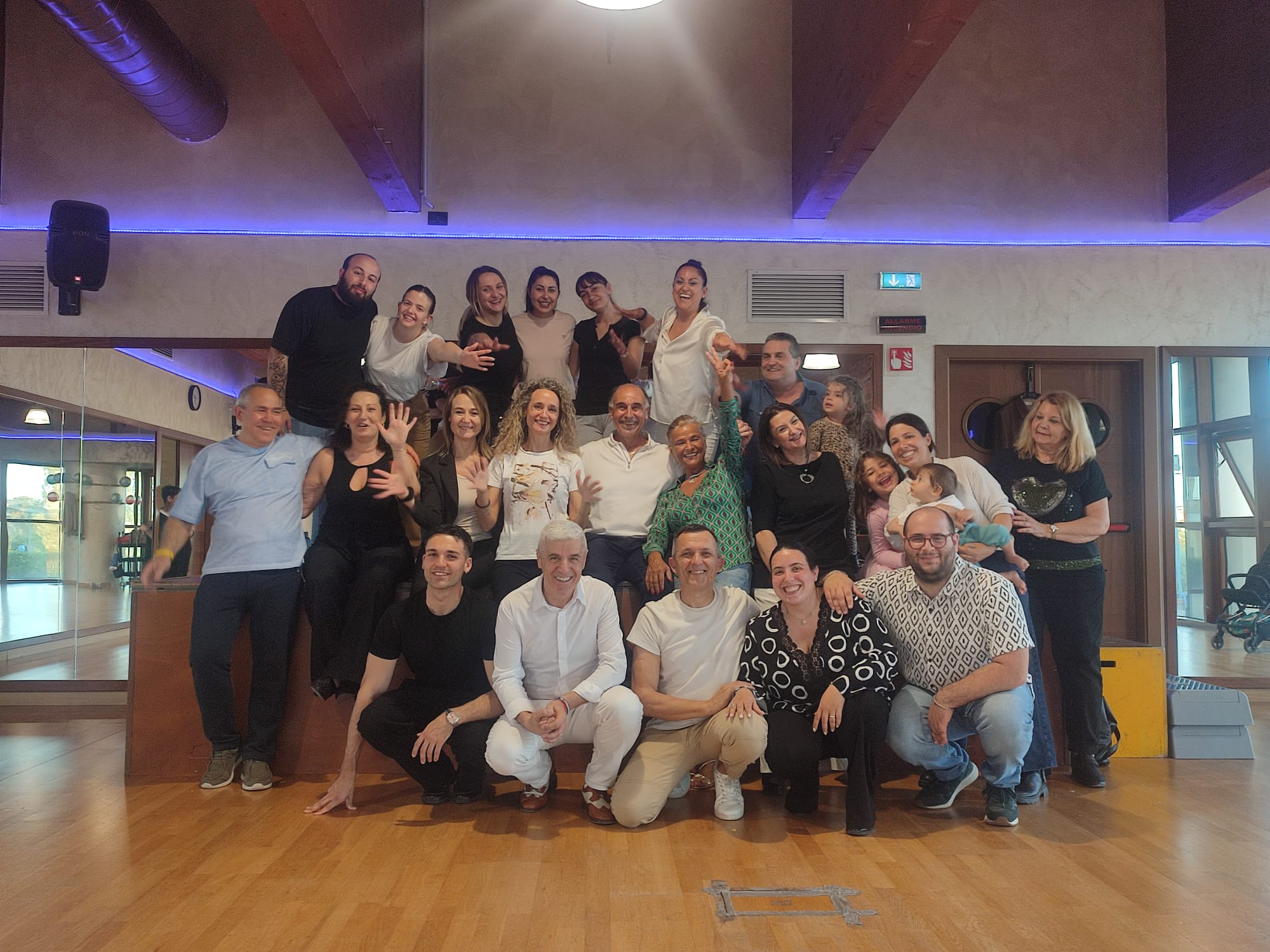 Gruppo MamboStar in sala