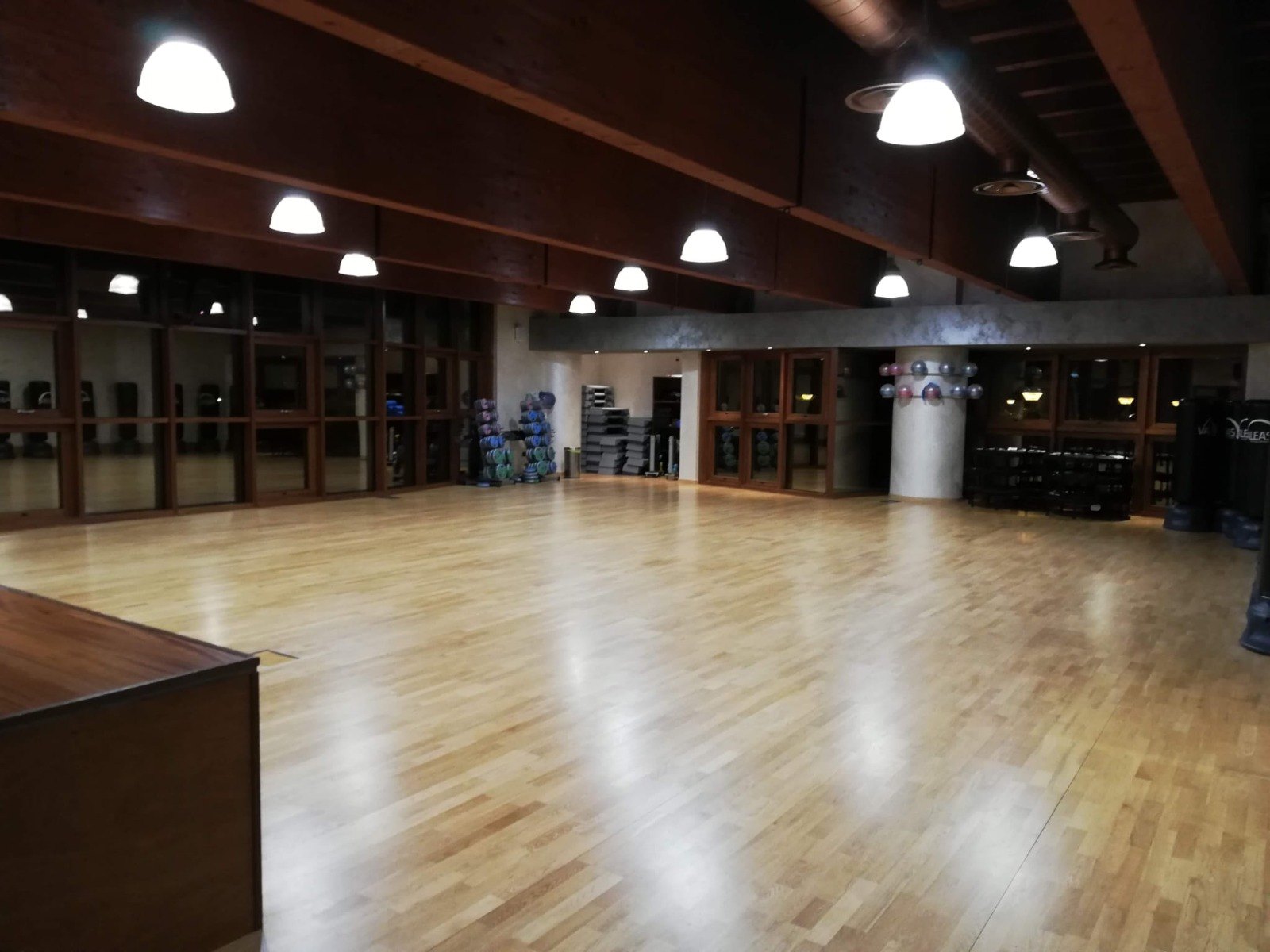 La sala da ballo MamboStar al Valeas Club